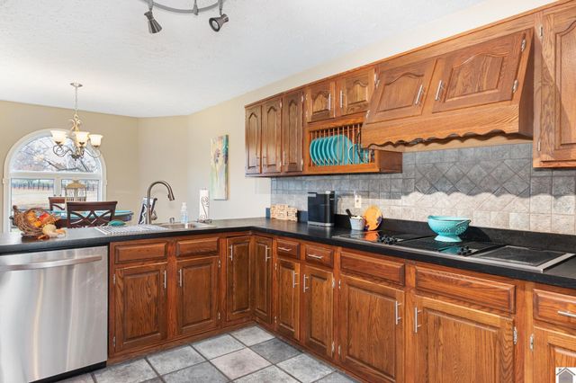 3740 Magruder, Kevil, KY 42053