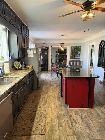 607 N College Street, Cedartown, GA 30125