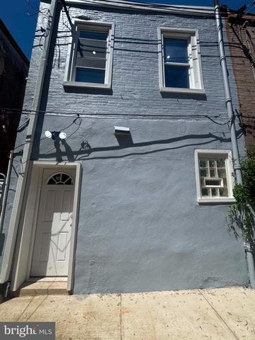 402 W RUSCOMB ST, Philadelphia, PA 19120