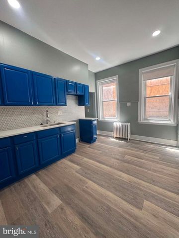 402 W RUSCOMB ST, Philadelphia, PA 19120