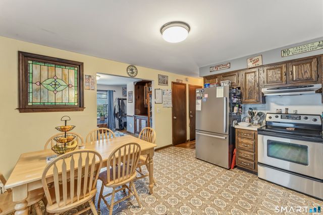 48 Cribbins Avenue, Shelton, CT 06484