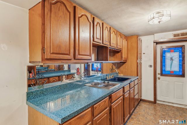 48 Cribbins Avenue, Shelton, CT 06484