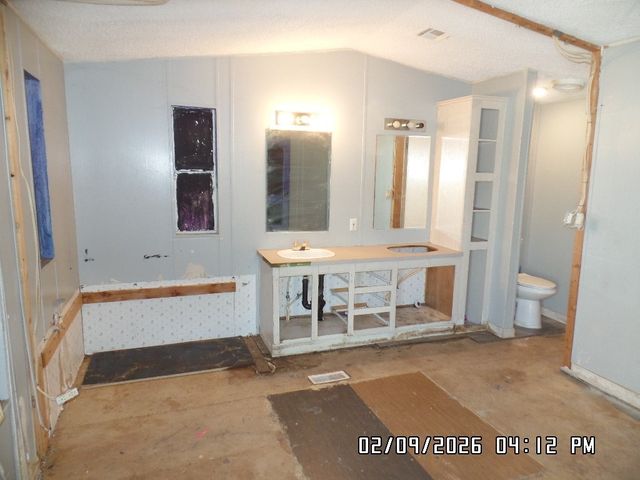 3012 E Lass Avenue, Kingman, AZ 86409