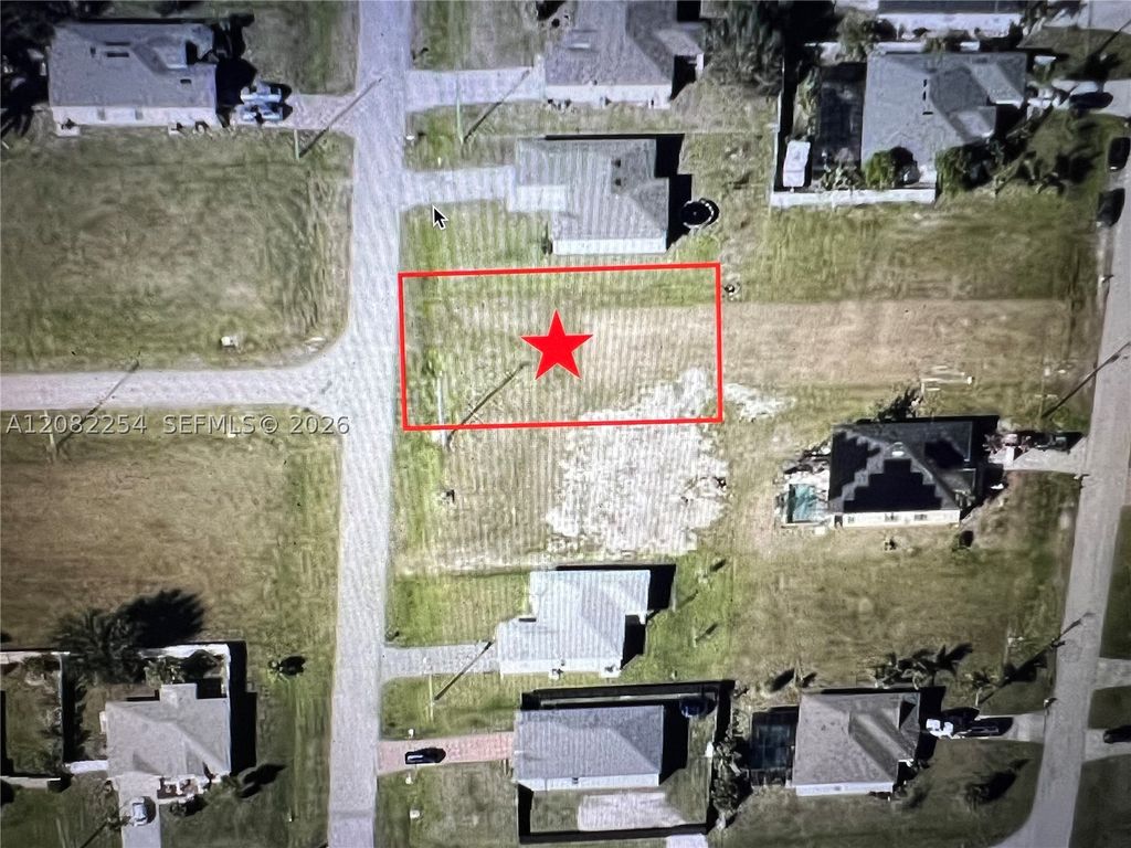 1135 NW 12th Pl, Cape Coral, FL 33993