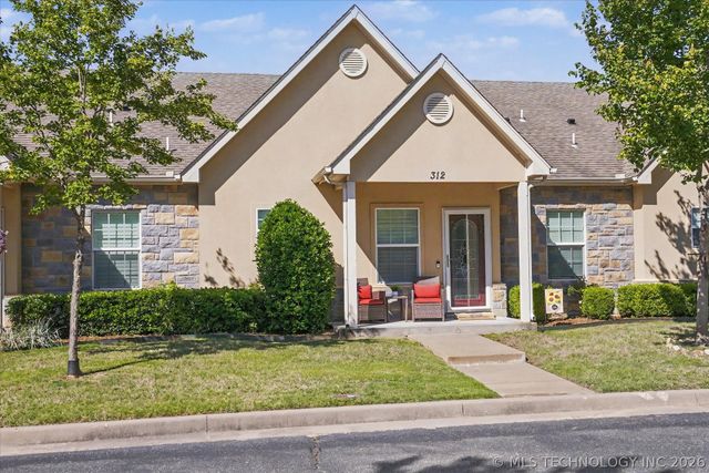 312 S Cypress Avenue, Broken Arrow, OK 74012