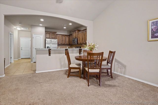 312 S Cypress Avenue, Broken Arrow, OK 74012