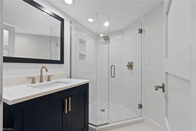 4901 Gulf Shore BLVD N 2103, Naples, FL 34103