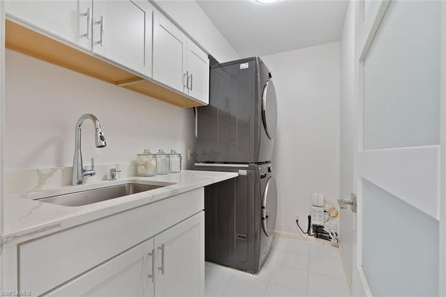 4901 Gulf Shore BLVD N 2103, Naples, FL 34103