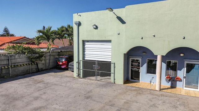 9180 NW 119th Street 10, Hialeah Gardens, FL 33018