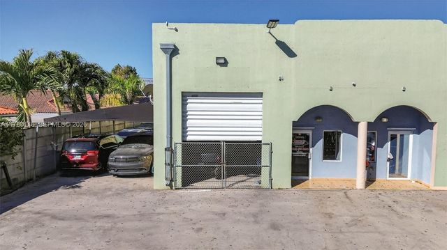 9180 NW 119th Street 10, Hialeah Gardens, FL 33018