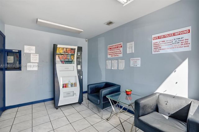 9180 NW 119th Street 10, Hialeah Gardens, FL 33018