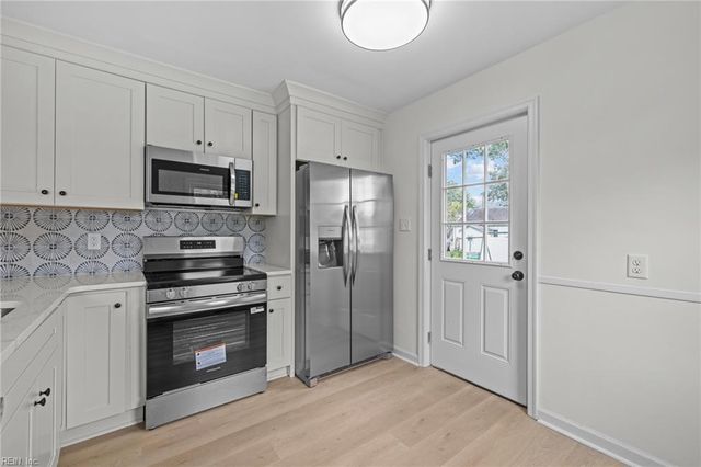 32 Fiske ST, Portsmouth, VA 23702