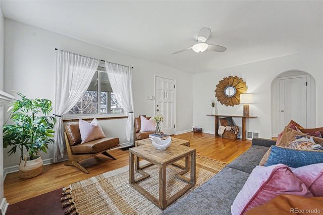 1212 Magnolia Street, Denver, CO 80220