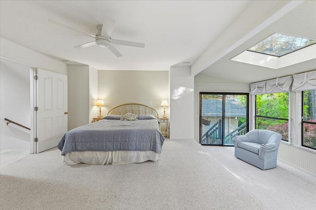 136 Orchard St, Nevada City, CA 95959