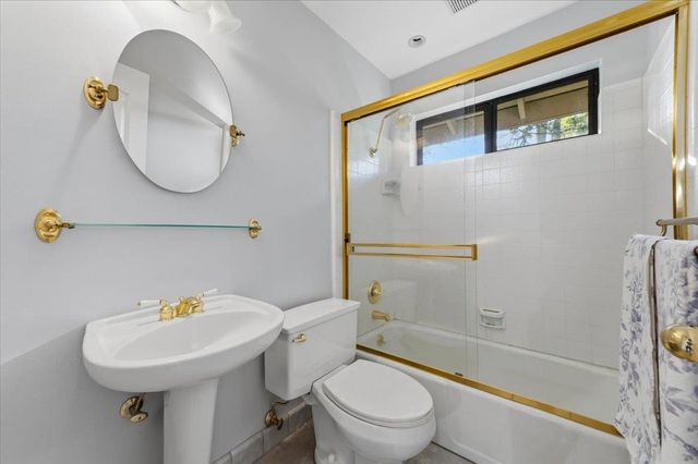 136 Orchard St, Nevada City, CA 95959