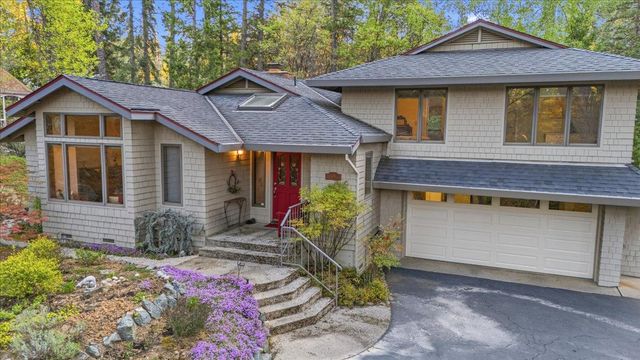 136 Orchard St, Nevada City, CA 95959