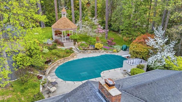 136 Orchard St, Nevada City, CA 95959