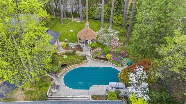 136 Orchard St, Nevada City, CA 95959