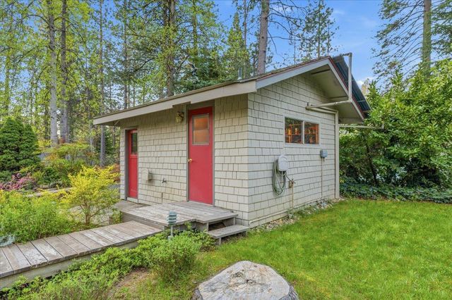 136 Orchard St, Nevada City, CA 95959