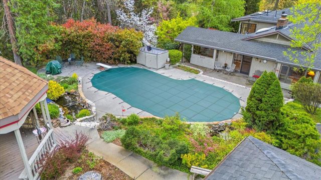 136 Orchard St, Nevada City, CA 95959