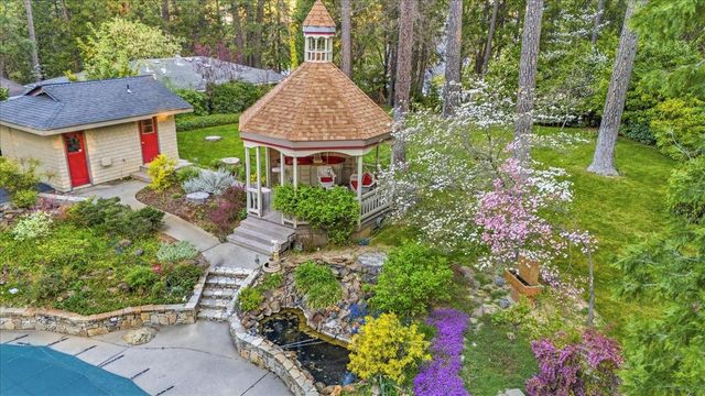 136 Orchard St, Nevada City, CA 95959
