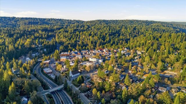 136 Orchard St, Nevada City, CA 95959