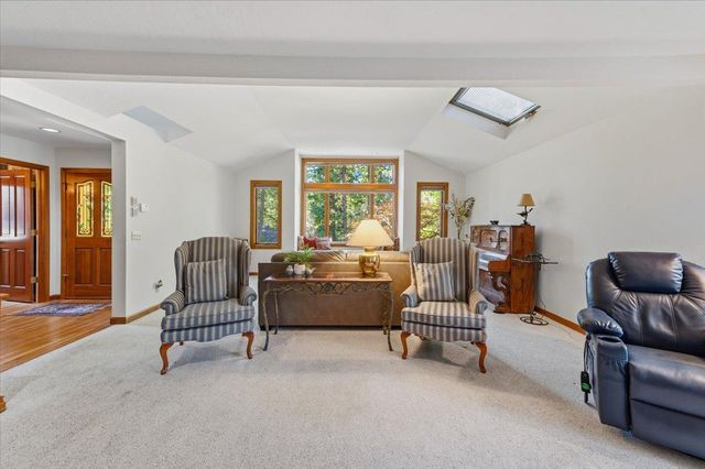 136 Orchard St, Nevada City, CA 95959