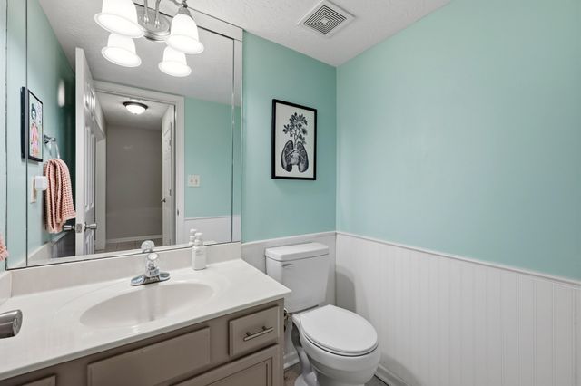 473 Amberley Drive, Lexington, KY 40515