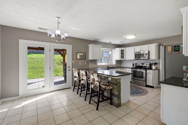 473 Amberley Drive, Lexington, KY 40515