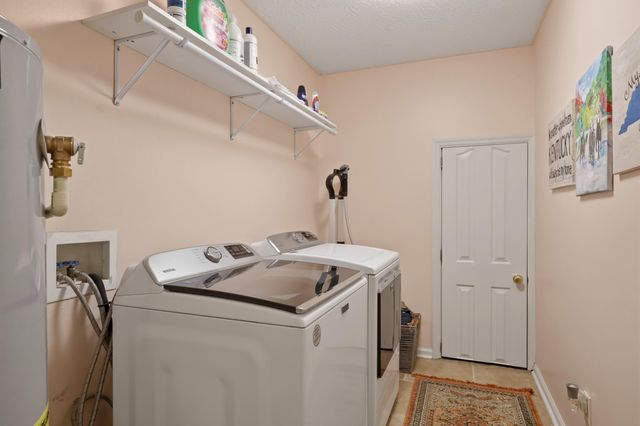 473 Amberley Drive, Lexington, KY 40515