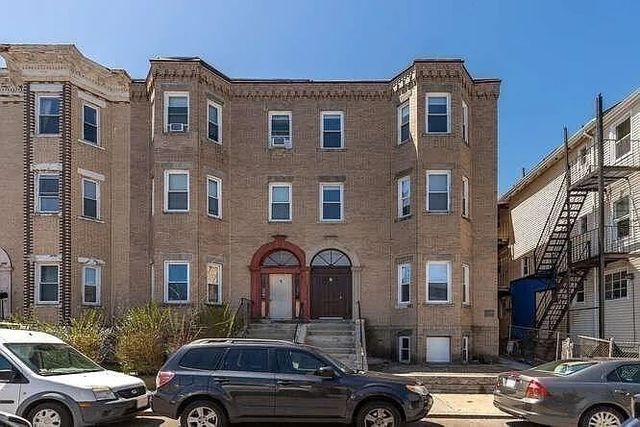 7 Forbes St. 1, Boston, MA 02130