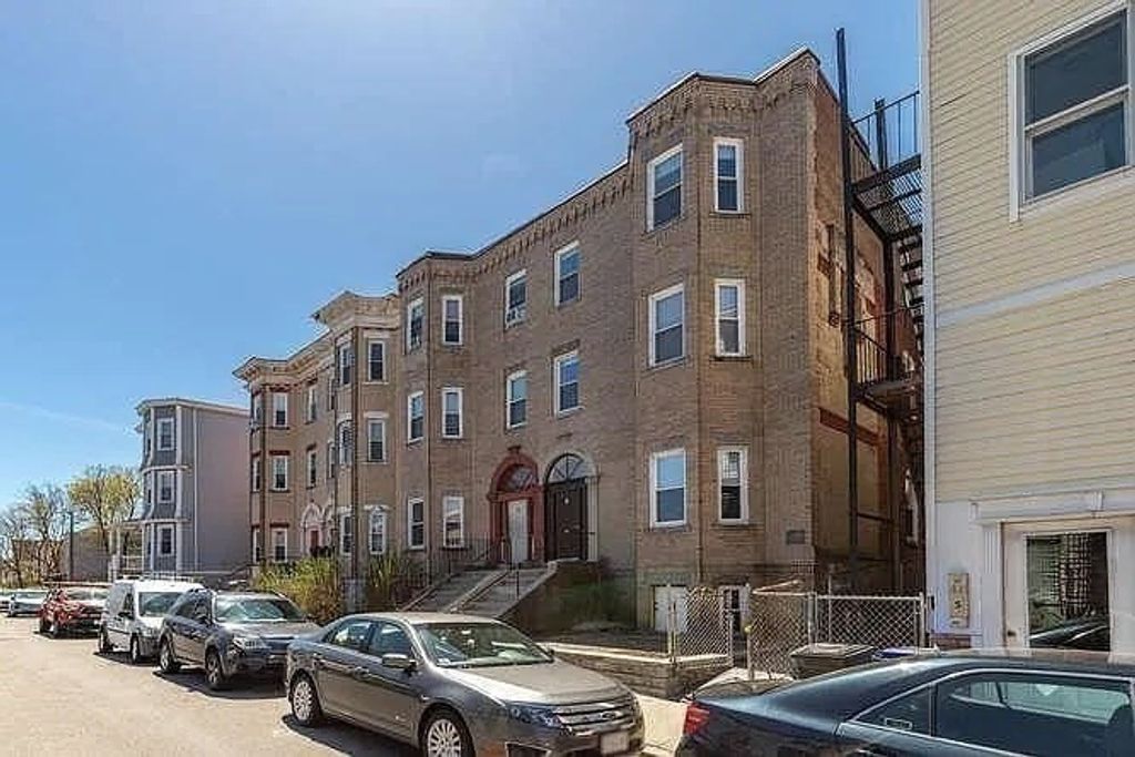 7 Forbes St. 1, Boston, MA 02130