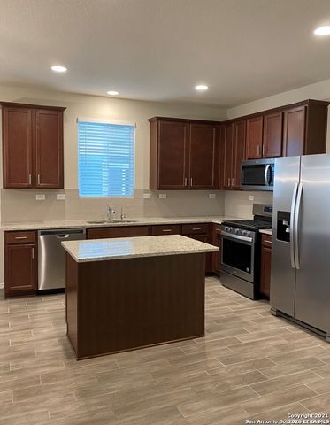 7723 Cottonwood Rdg, Boerne, TX 78015