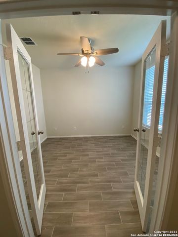 7723 Cottonwood Rdg, Boerne, TX 78015