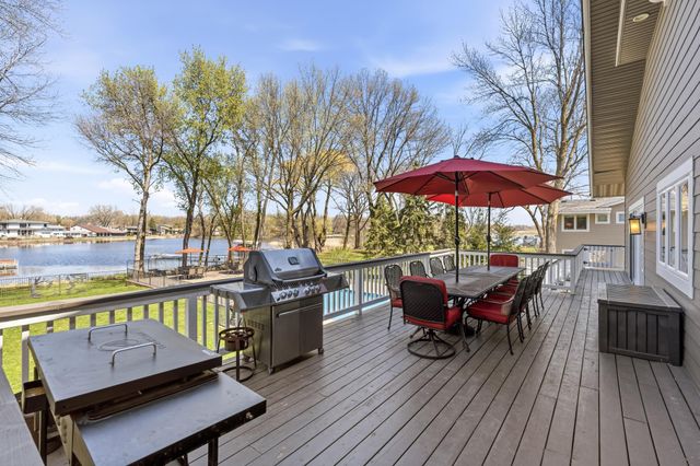 6570 Rustic Road SE, Prior Lake, MN 55372