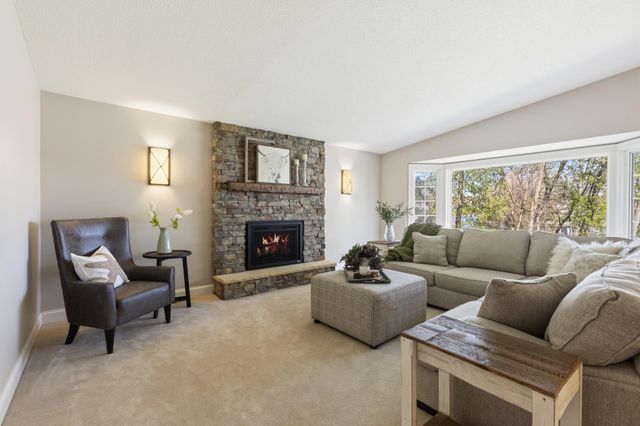 6570 Rustic Road SE, Prior Lake, MN 55372