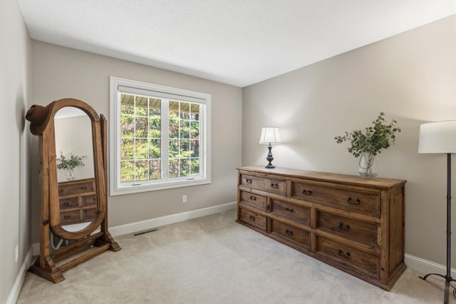 6570 Rustic Road SE, Prior Lake, MN 55372