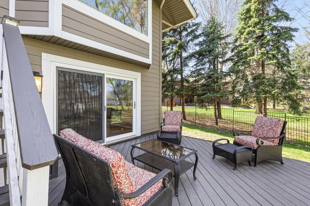 6570 Rustic Road SE, Prior Lake, MN 55372