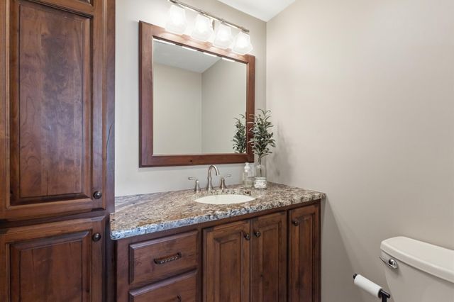 6570 Rustic Road SE, Prior Lake, MN 55372