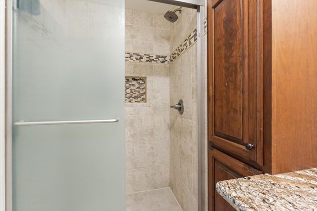 6570 Rustic Road SE, Prior Lake, MN 55372