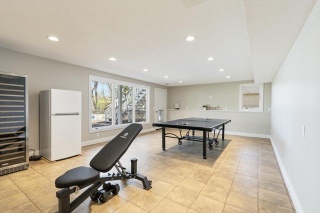 6570 Rustic Road SE, Prior Lake, MN 55372