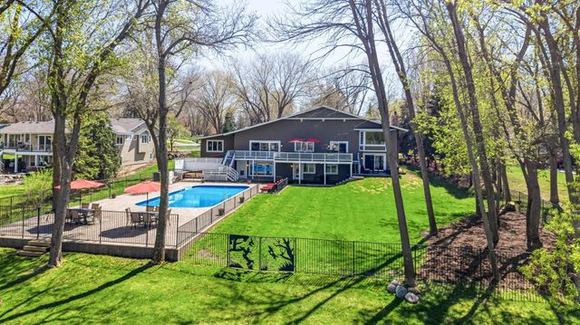 6570 Rustic Road SE, Prior Lake, MN 55372