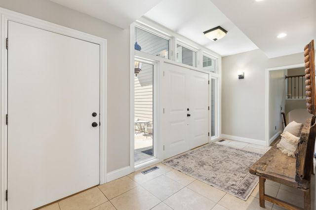 6570 Rustic Road SE, Prior Lake, MN 55372