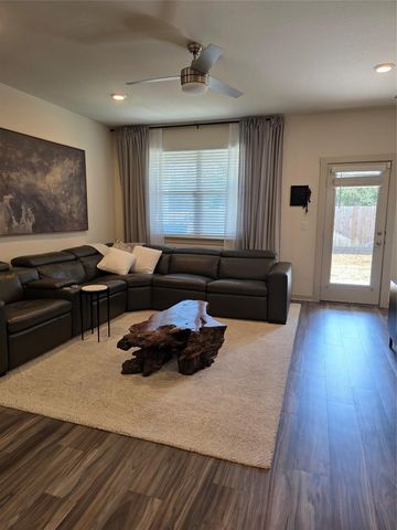 8415 Linda Michelle LN, Austin, TX 78724