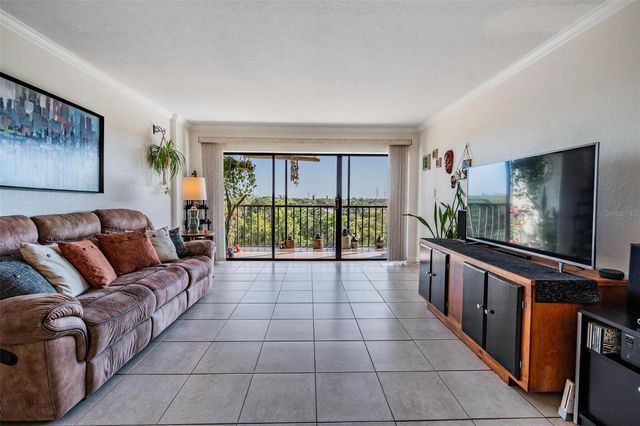 2900 COVE CAY DRIVE 7B, Clearwater, FL 33760