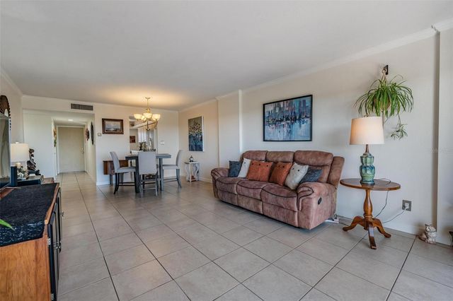 2900 COVE CAY DRIVE 7B, Clearwater, FL 33760