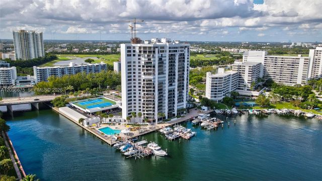 300 Three Islands Blvd PH3A, Hallandale Beach, FL 33009