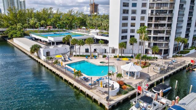 300 Three Islands Blvd PH3A, Hallandale Beach, FL 33009