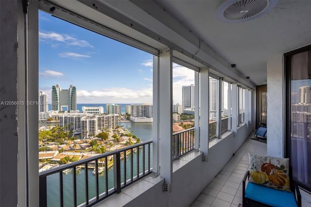 300 Three Islands Blvd PH3A, Hallandale Beach, FL 33009
