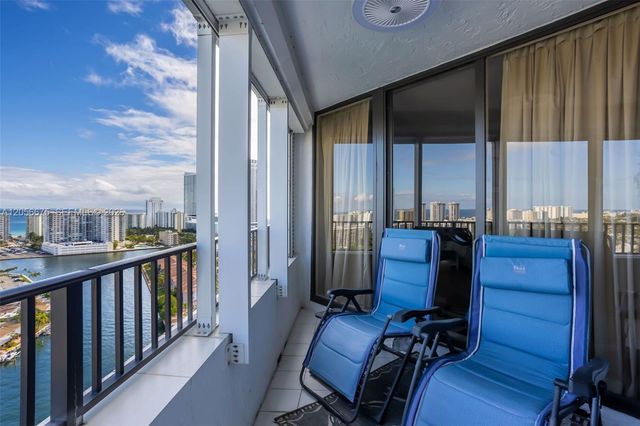 300 Three Islands Blvd PH3A, Hallandale Beach, FL 33009